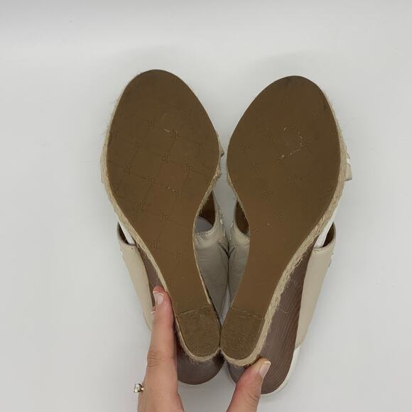 Jack Rogers Sophia Wedge Heel Sandals Size 7.5 Bone White Slip On - Picture 9 of 9